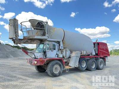 2016 Oshkosh S-Glider 8x6 Front Discharge Mixer Truck