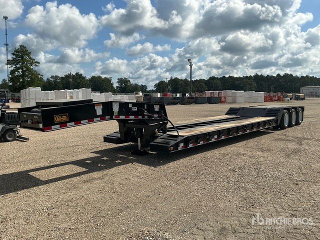 2026 Witzco RG-52 Tri/A Removable Gooseneck Lowboy Trailer