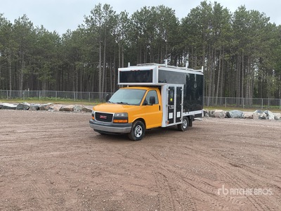 2009 GMC Savanna G3500 4x2 Van Truck (Inoperable)