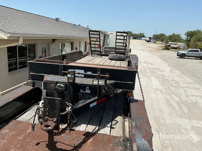 2019 Custom Trailers CT7T182 Equipment Trailer