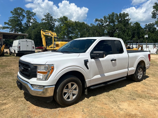 2021 Ford F-150 XL 4x2 Extended Cab Pickup 2021 Ford F-150 XL 4x2 Extended Cab Pickup