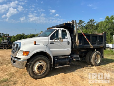 2013 Ford F-750 XL 4x2 شاحنة قلابة /محور واحد