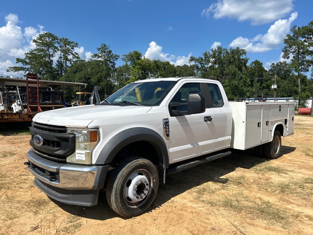 2021 Ford F550 XL 4x2 Extended Cab Utility Truck