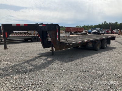 2005 Kerr 20 ft T/A Gooseneck Flatbed Trailer