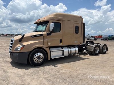 2020 Freightliner Cascadia 126 6x4 3- Achs Sattelzugmaschine mit Schlafkabine