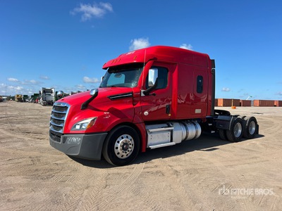 2020 Freightliner Cascadia 126 6x4 T/A Sleeper Truck Tractor