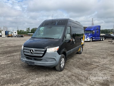 2019 Mercedes-Benz Sprinter 3500 14 Furgoneta de pasajeros