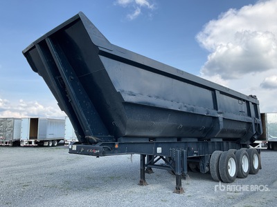 2010 SMART TRAILERS VCT-N3-1010-10 33 ft Tri/A Semirremolque de Volteo / End Dump Trailer