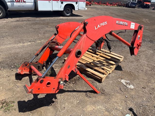 2018 Kubota LA765 Front Loader Attachment