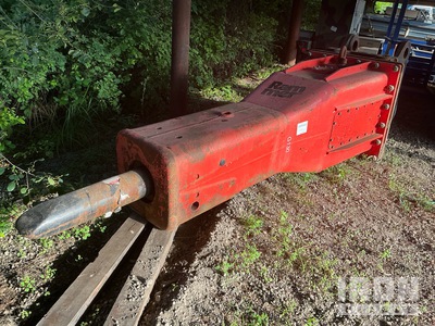 Rammer 6130 18 in Hydraulic Breaker