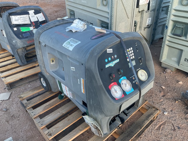Robinair Cooltech Refrigerant Recovery, Recycling & Recharging Station