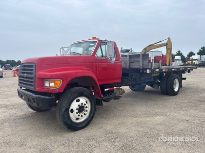 1996 Ford F800 4x2 Flatbed Truck