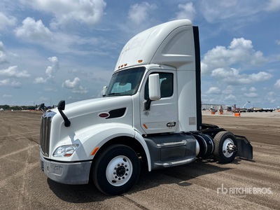 2017 Peterbilt 579 4x2 S/A Day Cab Truck Tractor