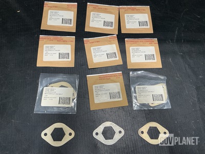 (12) OS2 BACR10Y4D Nut & Bolt Retainers