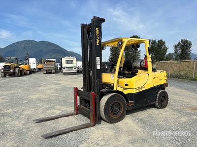 2014 Hyster H100FT 10000 lb Pneumatic Tire Forklift
