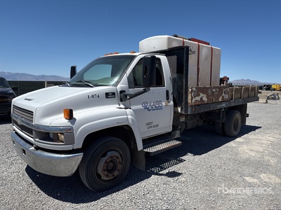 2003 Chevrolet C4C042 4x2 平台トラック