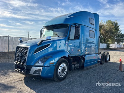 2019 Volvo VNL860 6x4 Cabeza Tractora Cabina Dormitorio