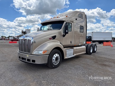 2010 Peterbilt 387 6x4 T/A Sleeper Truck Tractor