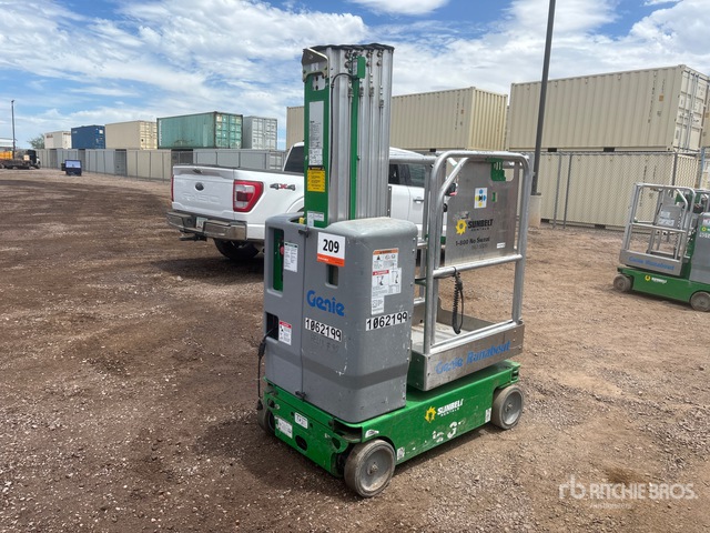 2017 Genie GR20 Vertical Mast Lift