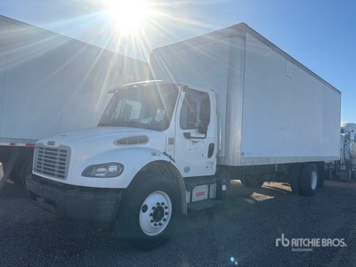 2013 Freightliner M2 106 4x2 Furgonetka (Inoperable)
