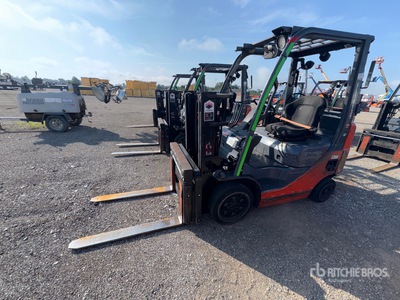 2015 Toyota 8FGCU20 Pneumatic Tire Forklift