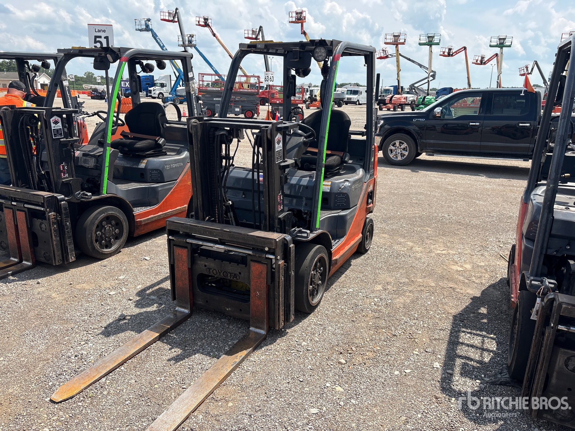 2015 Toyota 8FGCU20 1250 lb Cushion Tire Forklift