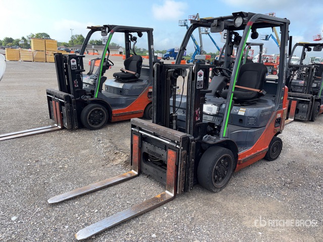 2015 Toyota 8FGCU20 1250 lb Cushion Tire Forklift