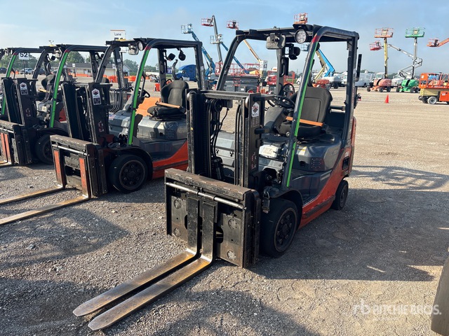 2015 Toyota 8FGCU20 1250 lb Cushion Tire Forklift