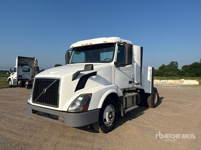 2017 Volvo VNL 4x2 S/A Day Cab Truck Tractor