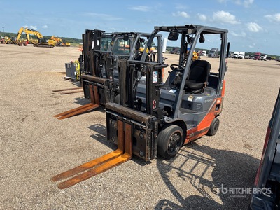 2016 Toyota 8FGCU20 4000 lb Cushion Tire Heftruck