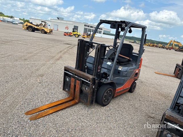 2016 Toyota 8FGCU20 4000 lb Cushion Tire Forklift