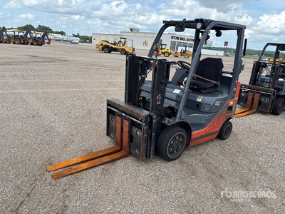 2016 Toyota 8FGCU20 4000 lb Cushion Tire Heftruck
