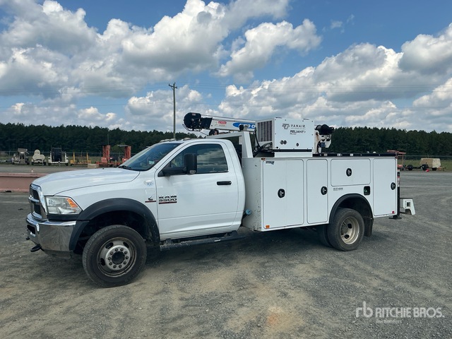 2018 Ram 5500 4x4 Service Truck