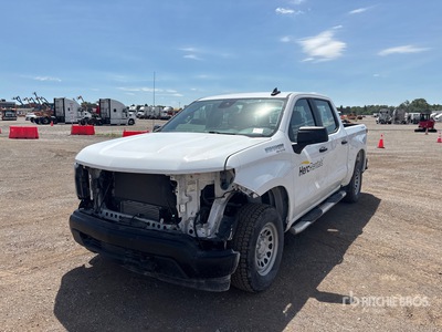 2022 Chevrolet Silverado 1500 4x4 Crew Cab Pickup