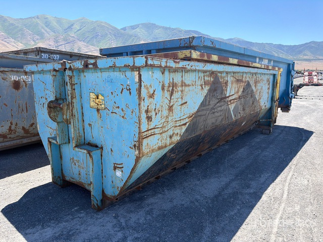 Quantity of (3) 20 ft 30 cyd Roll-Off Container