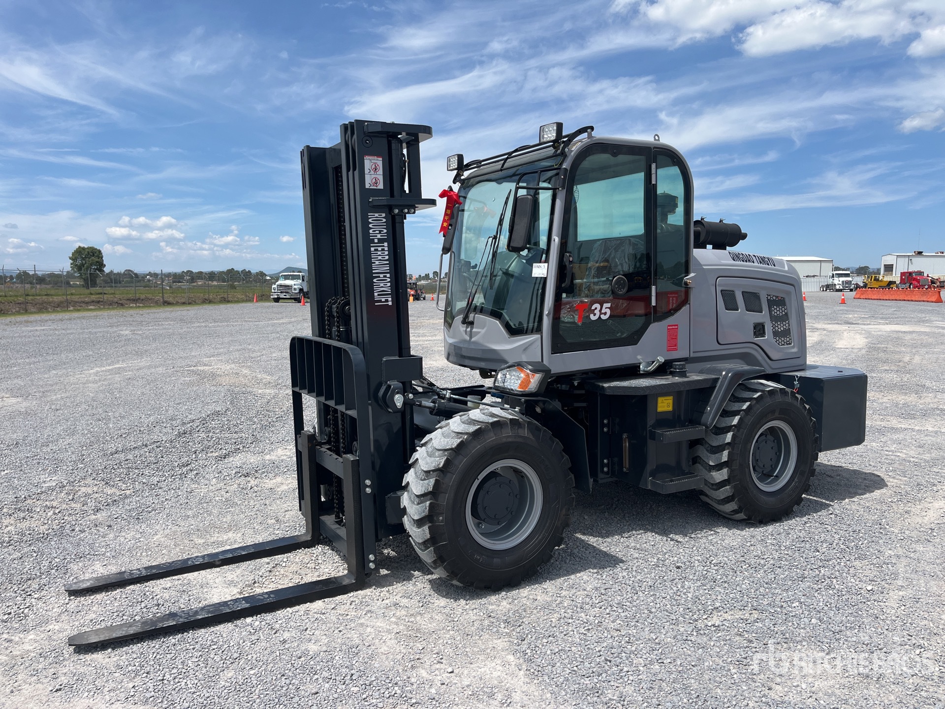 2026 KAHE CPC D35 7700 lb 4x4 Montacargas Todo Terreno (Sin Usar) / Rough Terrain Forklift (Unused)