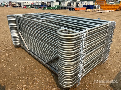 Quantity of (27) 2026 GLCP1005 10 ft x 5 ft شبكات سلكية لإبقاء الحيوانات (Unused)