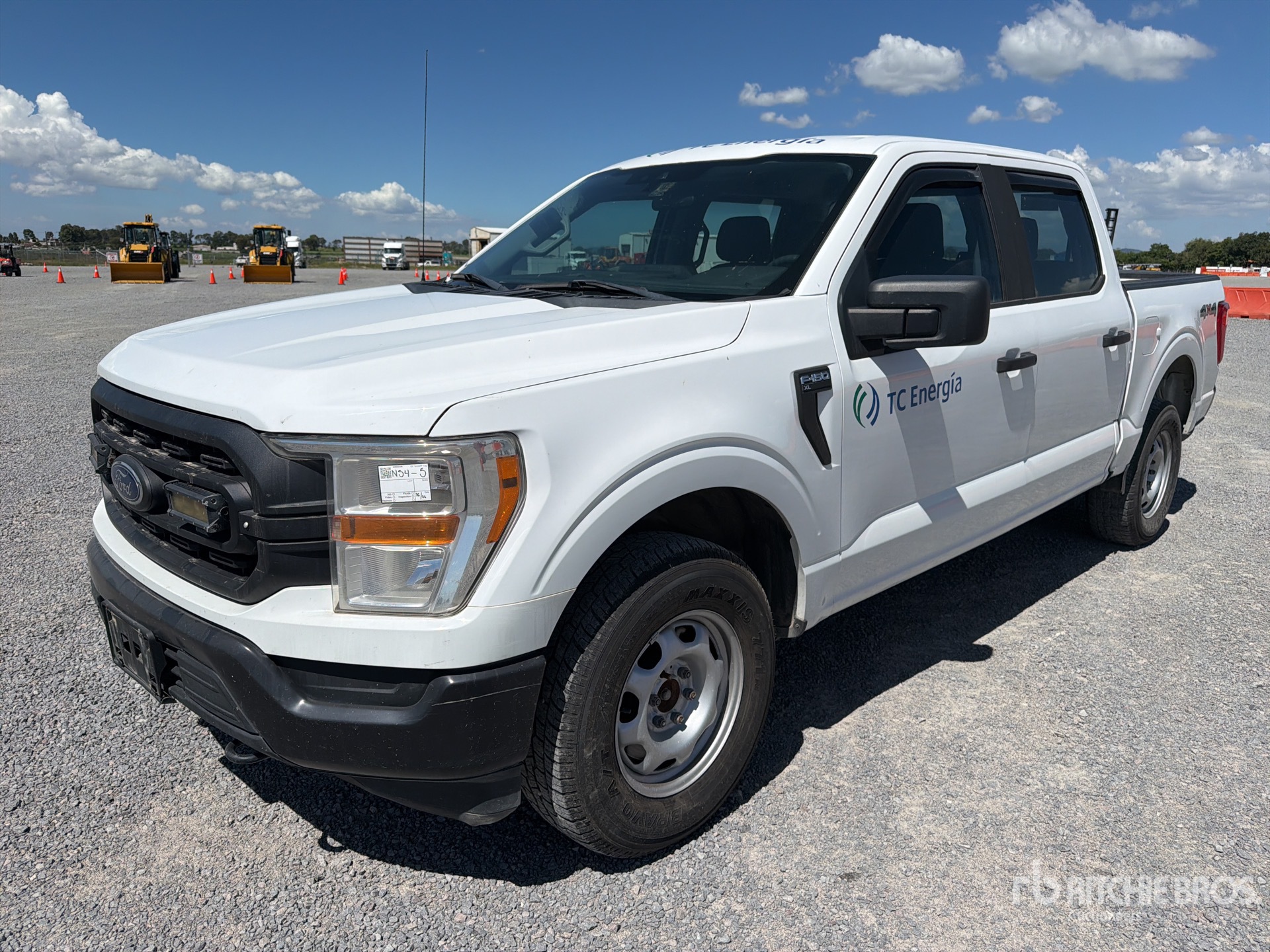 2021 Ford F-150 XL 4x4 Crew Cab Camioneta / Pickup