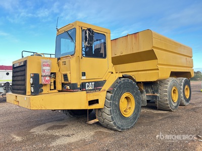 1991 Cat D400D 35000 L 6x4 Articulated Water Truck