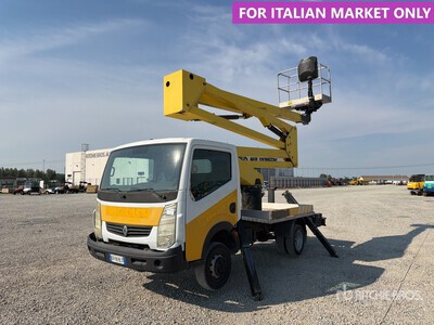 2011 Socage DA320 20 m on Bucket Truck