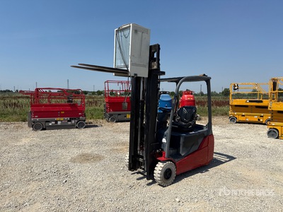 2012 Toyota 8FBET18 1800 kg Montacargas Eléctrico