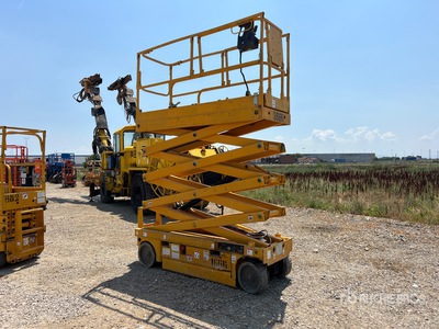 2007 Haulotte Compact 10N Electric Scissor Lift