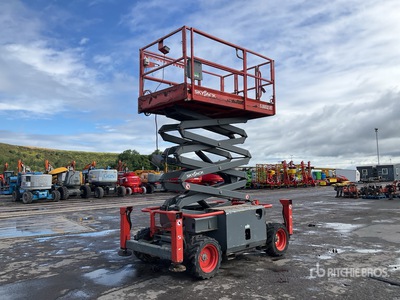 2017 Skyjack SJ6832 RT 4x4 Diesel منصة رفع متحركة