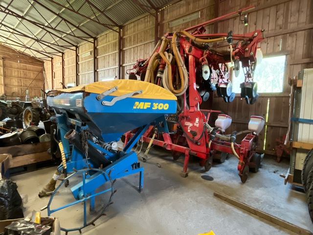 2004 Gaspardo MTI 12 File 9000 mm Seed Drill