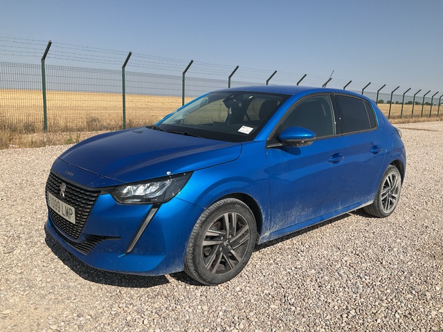2021 Peugeot 208 Automobile