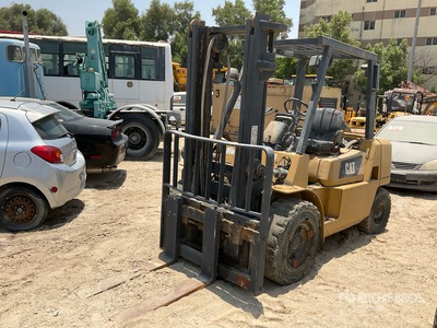 Cat DP40K1 4 ton Forklift (Inoperable)