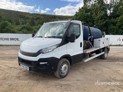 2016 Iveco Van Vacuum Tanker Truck