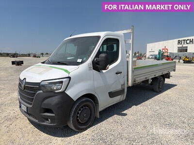 Renault Camión Caja Abierta