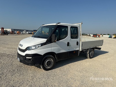 Iveco Daily 35-120 Crew Cab Flatbed Truck