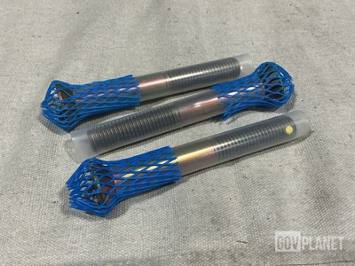 (13) Assorted Screws